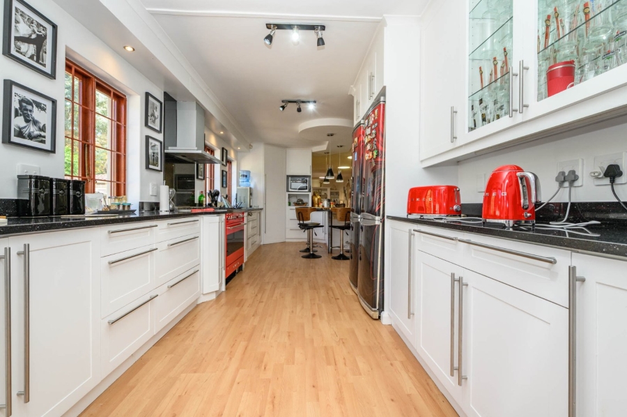 4 Bedroom Property for Sale in Walmer Eastern Cape